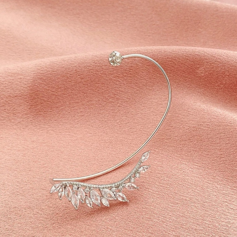 Silver and rhinestones ear clip